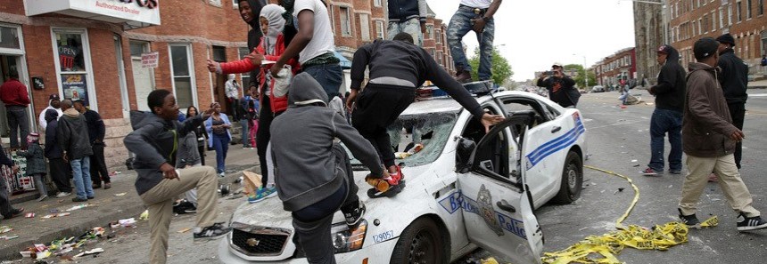 baltimore-riot-pol_3283102k.jpg